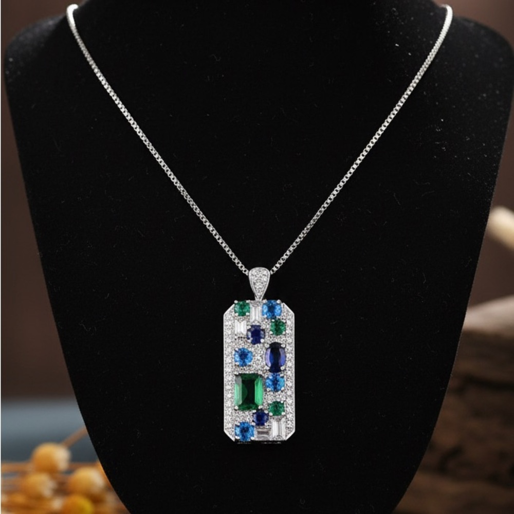 Vintage Art Deco Emerald and Sapphire Pendant Necklace Old Money Luxury Mobwife